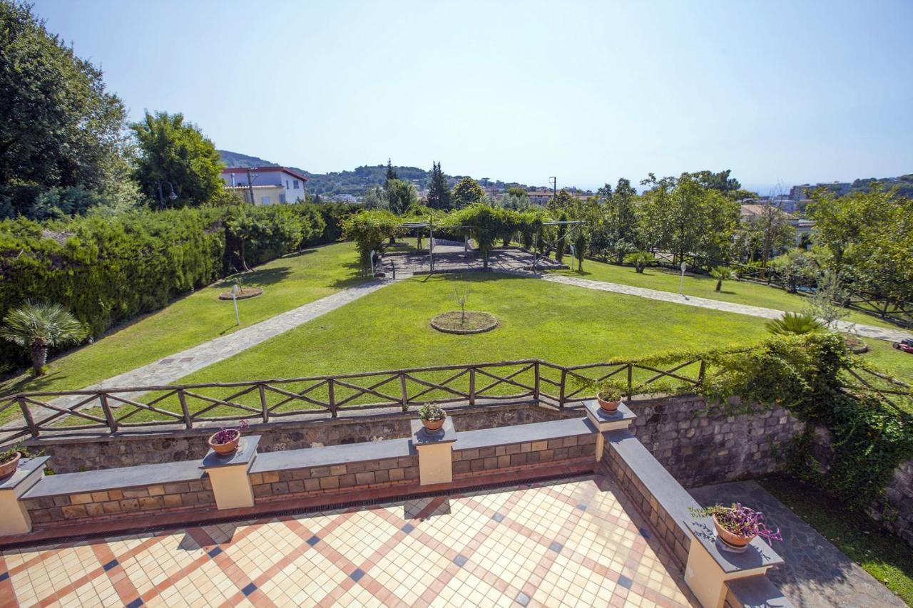 Amore Rentals - Residence Bosco Сант-Агата-суи-Дуэ-Гольфи Экстерьер фото